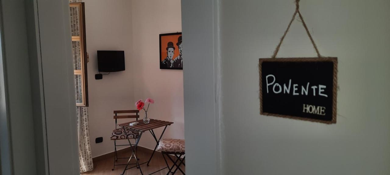 Casatua Appartement Tarente Buitenkant foto